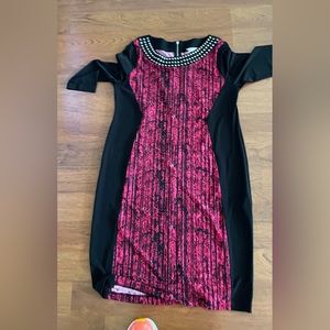 Peter Nygard Large dress bought from Dillards 👌Pink and Black.